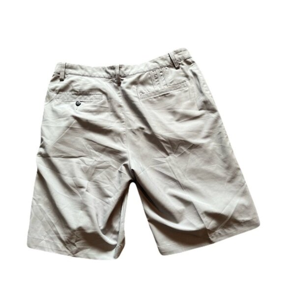 Adidas 32 Gray Golf Shorts - Picture 2 of 3
